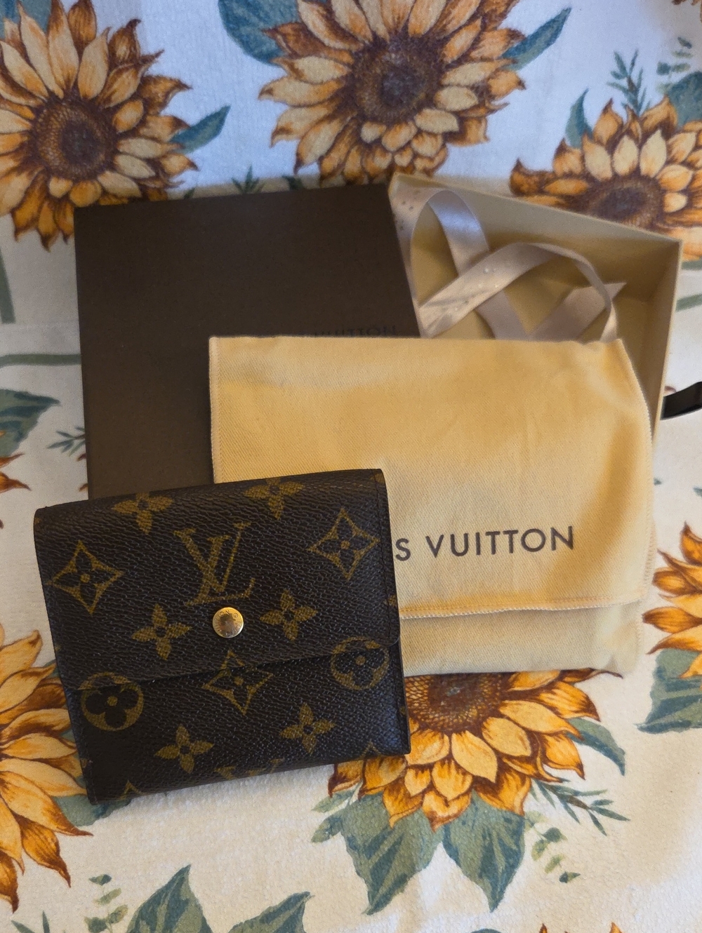 Louis Vuitton Monogram Elise Wallet in Brown and Gold